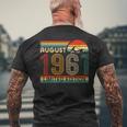 August 1961 Limited Edition Classic 1961Intage Birthday メンズTシャツ バックプリント 高齢者への贈り物