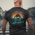Behind Every Great Kick Is A Longnapper 面白いディープスナッパー メンズTシャツ バックプリント 高齢者への贈り物