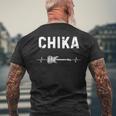 Chika ギター ハートビート 音楽 ギタリスト レトロ ヴィンテージ メンズTシャツ バックプリント 高齢者への贈り物