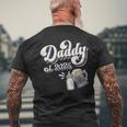 Daddy Est 2025 初めての父の日 新しいパパ 若い父親 メンズTシャツ バックプリント 高齢者への贈り物