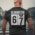 Oldometer 67 67歳の誕生日ギフトシャツ メンズTシャツ バックプリント 高齢者への贈り物