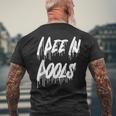 I Pee In Pools 皮肉な皮肉な面白いパーティー駄洒落 Chiling メンズTシャツ バックプリント 高齢者への贈り物