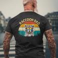 Vintage Retro Wild Animalummerunglass Common Raccoon Dad メンズTシャツ バックプリント 高齢者への贈り物