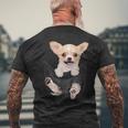 チワワ犬愛好家のためのポケットに入った面白いチワワ犬。 メンズTシャツ バックプリント 高齢者への贈り物