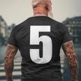 ナンバーファイブ 数字 5 プレーン 白 数字 メンズTシャツ バックプリント 高齢者への贈り物