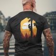 レトロサンセットツリークライマーアーボリスト。 メンズTシャツ バックプリント 高齢者への贈り物