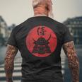 侍の戦士の兜日本の漢字-黒 メンズTシャツ バックプリント 高齢者への贈り物