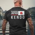 日本剣道レトロフラッグサムライ日本武道クラブ メンズTシャツ バックプリント 高齢者への贈り物