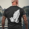 祈るイエスの手 メンズTシャツ バックプリント 高齢者への贈り物
