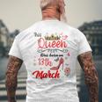 3月13日 誕生日 この女王は3月13日に生まれました メンズTシャツ バックプリント 高齢者への贈り物