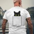 【ポケットから覗くネコ】黒猫 にゃんこ 猫好き 猫 可愛い ネコ 子猫 ネコ好き 面白い 変な 遊び心 ネタ ウケ狙い メンズTシャツ バックプリント 高齢者への贈り物