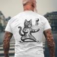 かわいい猫 太極拳 武道 陰陽 メンズTシャツ バックプリント 高齢者への贈り物