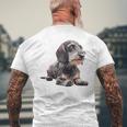 ダックスフンド ワイヤーヘア メンズTシャツ バックプリント 高齢者への贈り物