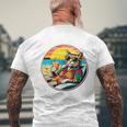 ビーチでドリンクを飲みながらリラックスできるレトロなヴィンテージクールな猫 長袖tシャツ メンズTシャツ バックプリント 高齢者への贈り物