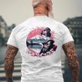 桜 さくら 芸者 富士山 日本のグラフィック メンズTシャツ バックプリント 高齢者への贈り物
