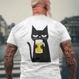 面白い黒猫はビールが大好きおもしろいビール好き メンズTシャツ バックプリント 高齢者への贈り物