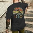 65歳の誕生日プレゼント 男性用 1960年4月 65歳の誕生日 メンズTシャツ バックプリント 彼への贈り物
