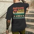 Awesome Dads Do キックボクシング キックボックス キックボクサー メンズTシャツ バックプリント 彼への贈り物