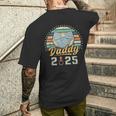 Daddy 2025 、初めてのパパ、初めての父の日 メンズTシャツ バックプリント 彼への贈り物