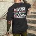 Drum & Bass Rum & Ass Retrointageibes Team メンズTシャツ バックプリント 彼への贈り物