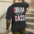 Drum And Bass Rum And Ass メンズTシャツ バックプリント 彼への贈り物