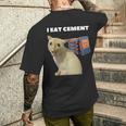 I Eat Cement Cursed Cat Weirdpecific Meme メンズTシャツ バックプリント 彼への贈り物