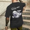 Hug Me ベルーガ アートデザイン 可愛い おしゃれ 動物 シロイルカ シロクジラ メンズTシャツ バックプリント 彼への贈り物