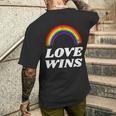 Lgbt フラッグ プライド ポケット レインボー Love Wins パーティー レインボー メンズTシャツ バックプリント 彼への贈り物