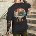 Papa 2024 年のパパ 初めての父の日 若いパパ 新しいパパ メンズTシャツ バックプリント 彼への贈り物