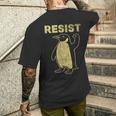 Resist Penguin Resist The Penguin Tariffs T-Shirt mit Rückendruck Geschenke für Ihn