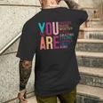 You Are Enough 感動的な引用と断言 メンズTシャツ バックプリント 彼への贈り物