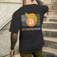 ありがとうトランプアメリカ ビットコインプレジデント就任式ジョーク メンズTシャツ バックプリント 彼への贈り物