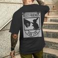 ウサギの親友 ライフ ペットギフト メンズTシャツ バックプリント 彼への贈り物