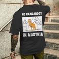 オーストリアにカンガルーはいない 愉快なオーストリア旅行 メンズTシャツ バックプリント 彼への贈り物