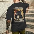 コーヒーの前にみんな嫌いな黒猫がコーヒーを飲む メンズTシャツ バックプリント 彼への贈り物