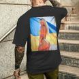 セクシーガールグラフィックtシャツ 「モダンピンナップガール&ウクライナ国旗2」 メンズTシャツ バックプリント 彼への贈り物