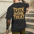 トリックオアトリートパンプキンフェイスハロウィングラフィック。 メンズTシャツ バックプリント 彼への贈り物