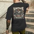 ビンテージ 1961 1961年生まれ 63歳の誕生日 バイクバイカー メンズTシャツ バックプリント 彼への贈り物