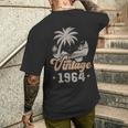 ヴィンテージ 1964 誕生日 61歳 ヤシの木 メンズTシャツ バックプリント 彼への贈り物