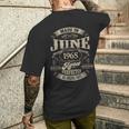 ヴィンテージ還暦祝い 1965年6月生まれ 60歳 メンズTシャツ バックプリント 彼への贈り物