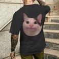 微笑む猫のミームベルーガ メンズTシャツ バックプリント 彼への贈り物