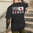 日本剣道レトロフラッグサムライ日本武道クラブ メンズTシャツ バックプリント 彼への贈り物