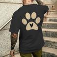 猫や犬の愛好家のための足付きハート メンズTシャツ バックプリント 彼への贈り物