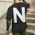 英文字 N 大文字 アルファベット モノグラム イニシャル Abc メンズTシャツ バックプリント 彼への贈り物