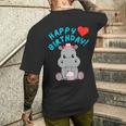 誕生日おめでとうギフト かわいいカバが彼女の誕生日を祝います メンズTシャツ バックプリント 彼への贈り物