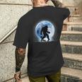 面白いtシャツ 釣りバカ 青い月と釣り人 メンズ おもしろ 面白い 服 オリジナル 海釣り 川釣り ビッグフット ネタ メンズTシャツ バックプリント 彼への贈り物