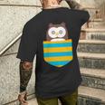 鳥好きのギフト フクロウのフクロウ 胸ポケット付き メンズTシャツ バックプリント 彼への贈り物