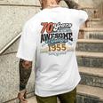 70歳の誕生日 ヴィンテージ 1955 70 Years Of Being Awesome レトロ メンズTシャツ バックプリント 彼への贈り物