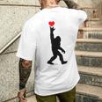 Asl Bigfoot I Love Youign Language Bigfoot I Love You Asl メンズTシャツ バックプリント 彼への贈り物