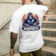 Bassquatch 音楽愛好家のためのサスカッチdjデザイン メンズTシャツ バックプリント 彼への贈り物